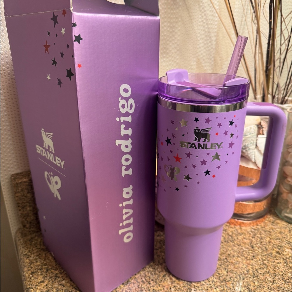 Stanley Olivia Rodrigo‎ Purple Insulated Travel Mug with Straw NIB